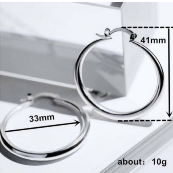 Classic Elegant 925 Sterling Silver Round Hollow Hoop Earrings - Picture 6 of 7